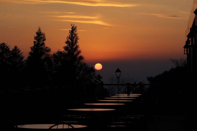 比叡山の夕日