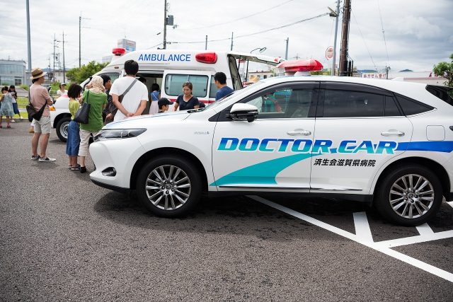ドクターカーと救急車
