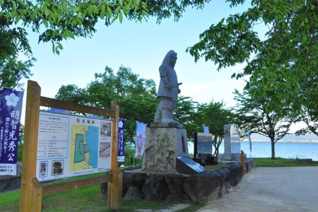 坂本城趾公園の光秀像