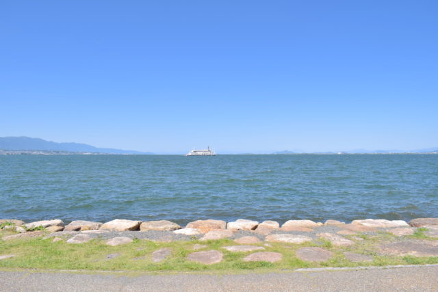 目の前には琵琶湖