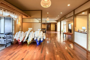 あみ定店内