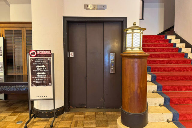エレベーター