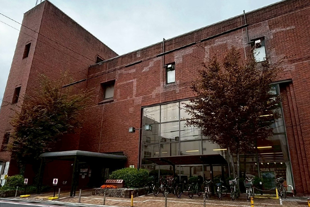 大津市立図書館 本館